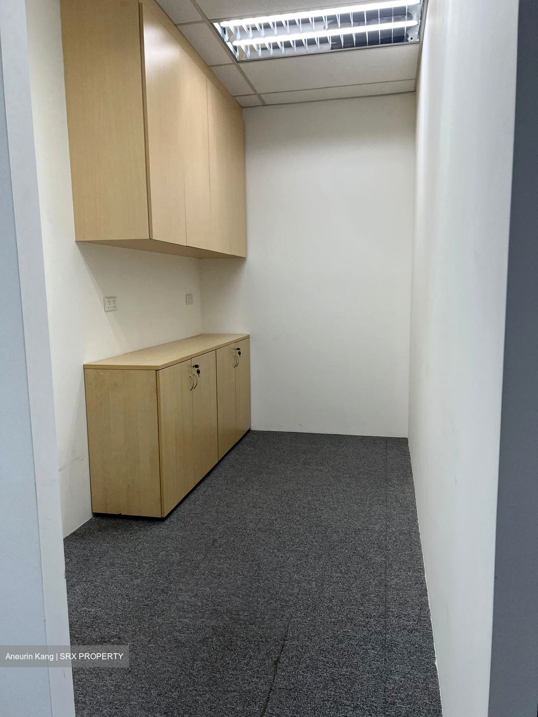 German Centre (D22), Factory #452303361